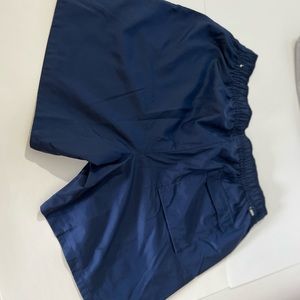 Nike Sportswear Essentials Shorts for men, medium size color Dark Blue!